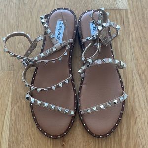 Steve Madden brand new sandals never worn